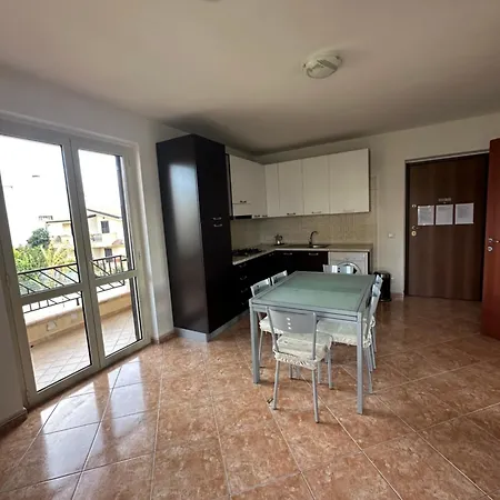 Apartament Le Piante - In Con Piscina